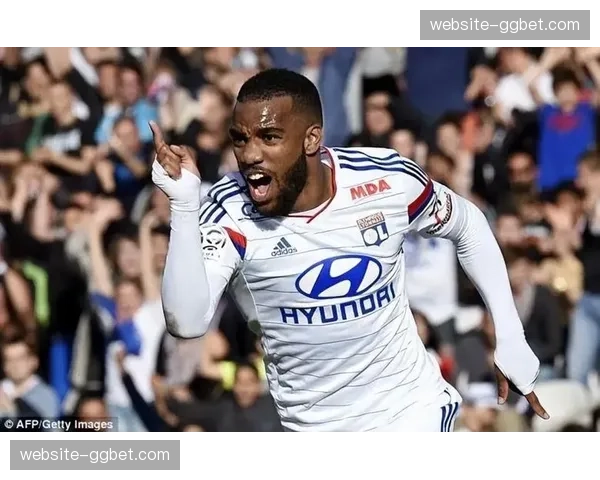 独家专访拉卡泽特:谈队长责任、里昂的低谷与未来的教练课程 独家专访拉卡泽特:谈队长责任、里昂的低谷与未来的教练课程